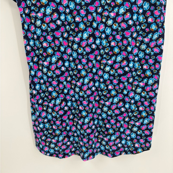 Lilly Pulitzer Etta V-Neck Seabreeze Blue Low Tide Navy Spotted Shirt Size Xxs - Picture 7 of 14